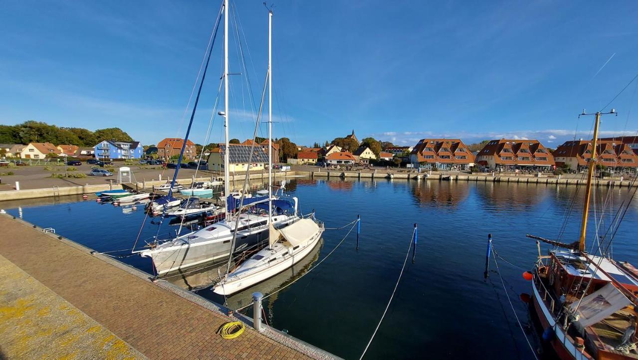 Ferienwohnung Im Uhlenhuus Wiek auf Rügen 외부 사진